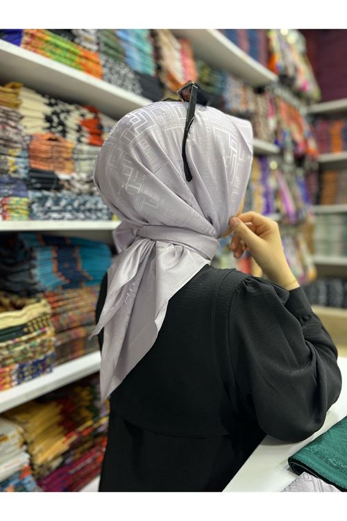 Geometrik Desen Jakar Eşarp (Gri)