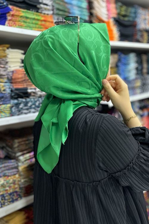 Halka Desen Jakar Eşarp Benetton