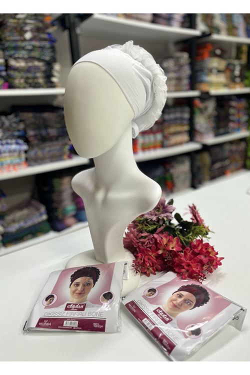 Beyaz Dikişsiz Fırfırlı  Bone (Topuzlu) 