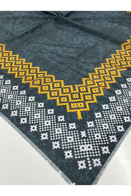 Koton Eşarp Özen Modeli   