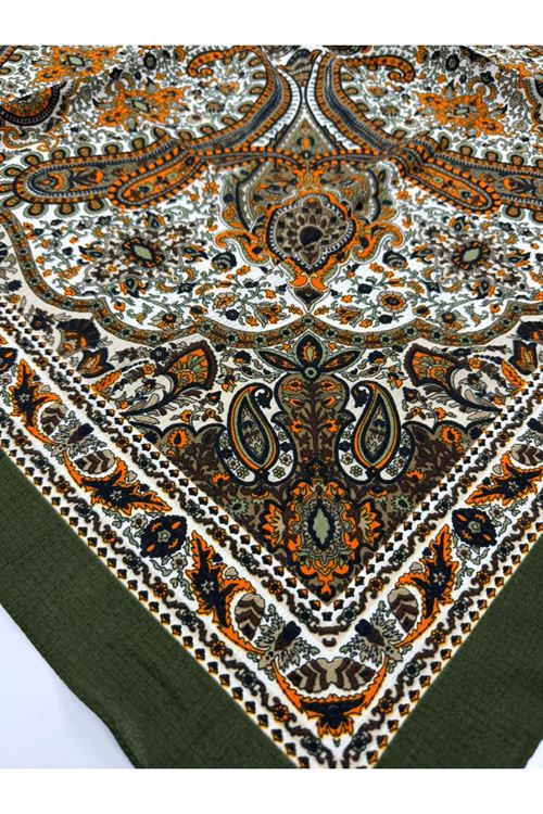Yüsra Desen Naturel Eşarp