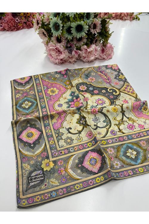 Nazenin Desen Siyane İpeksi Soft Eşarp